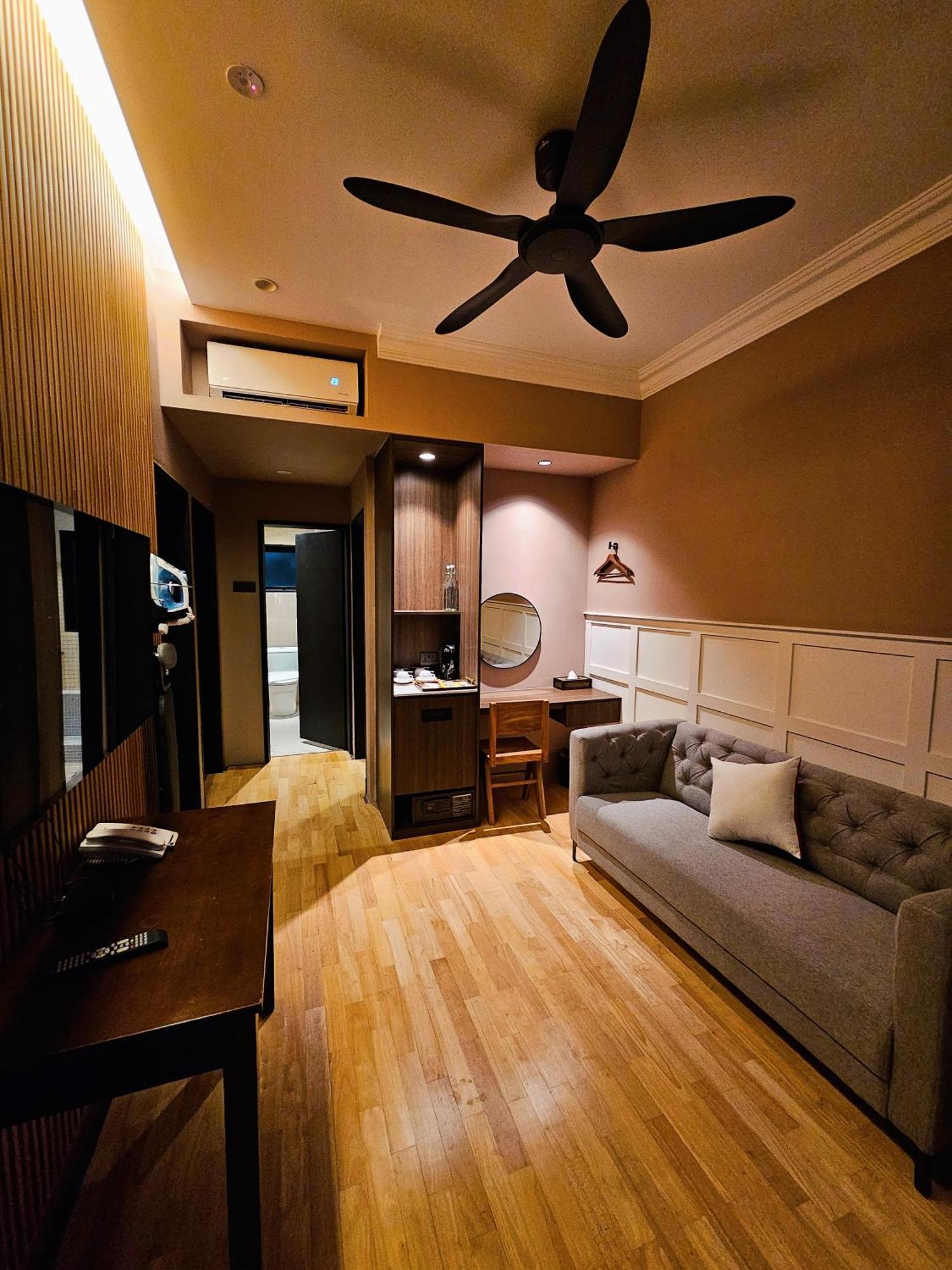 The Palm Suite At Lava Mansion ジョージタウン エクステリア 写真
